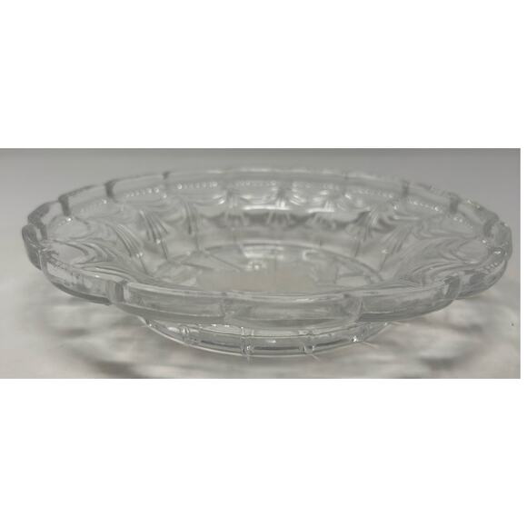 Vintage Cut Etched Clear and Frosted Glass Carousel Horse Candy Dish 8" - Picture 3 of 6